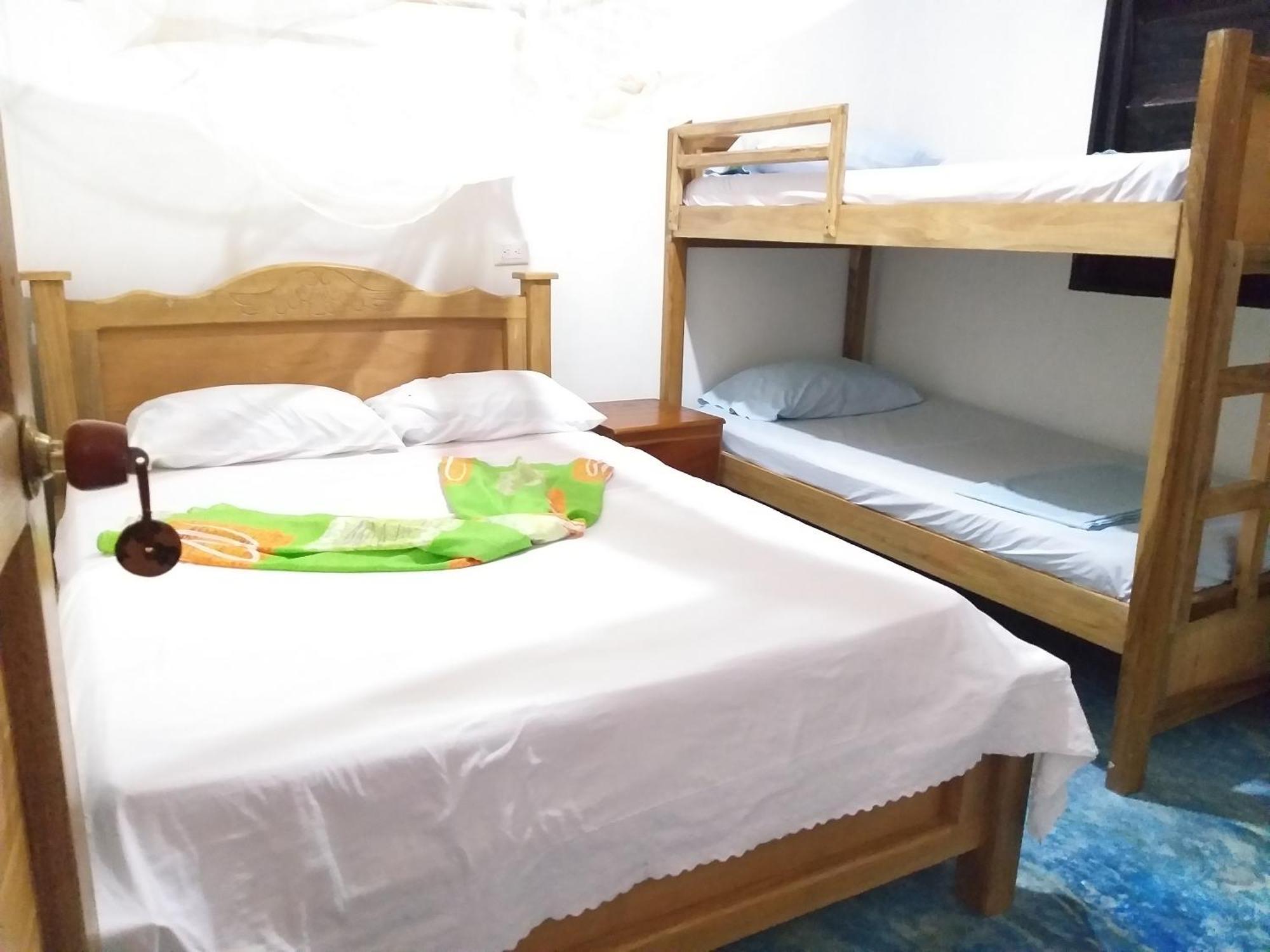 Hostel Blue Sea Rincon Del Mar Buitenkant foto